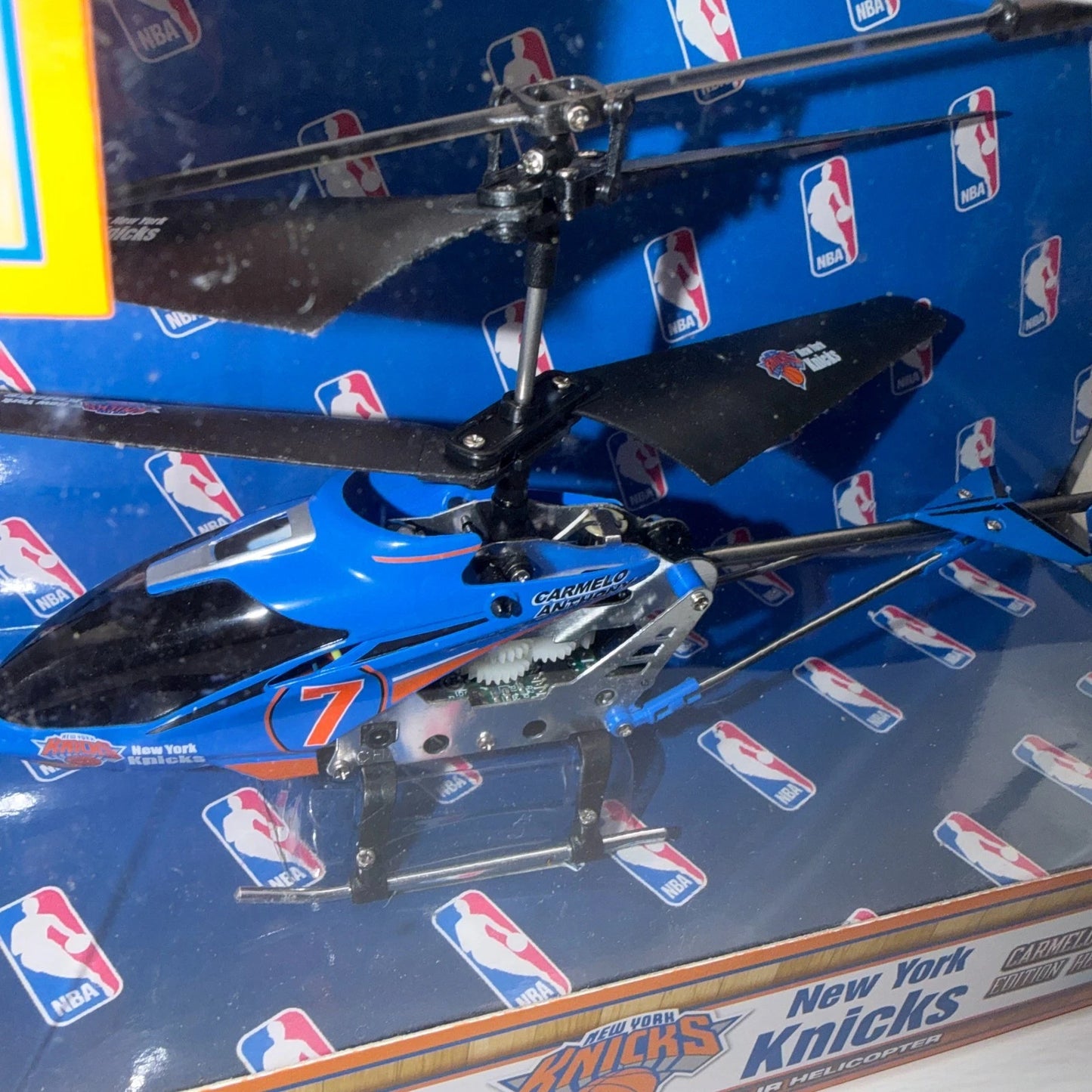 New York Knicks 3.5 Metal Gyro IR Helicopter World Tech Toys Carmelo Anthony