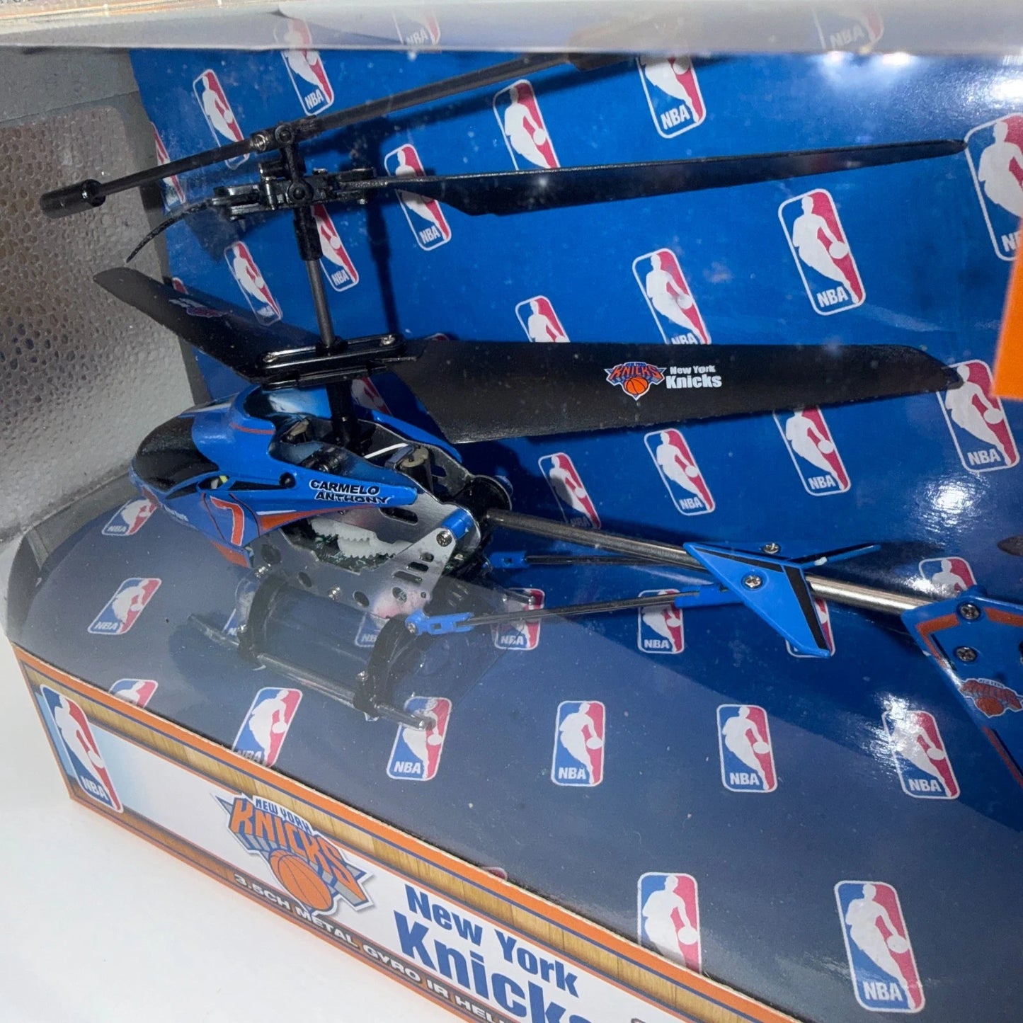 New York Knicks 3.5 Metal Gyro IR Helicopter World Tech Toys Carmelo Anthony
